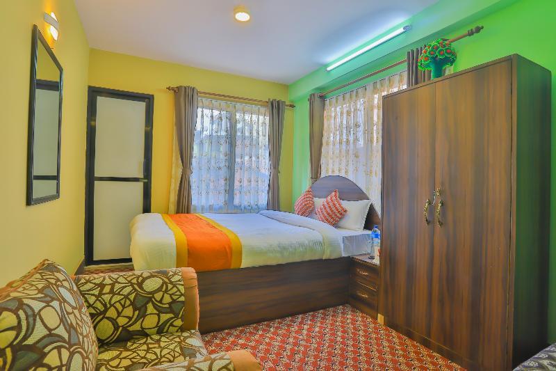 Oyo 492 Hotel Yeti Home 카트만두 외부 사진